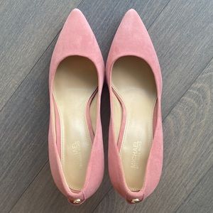 Michael Kors pumps
